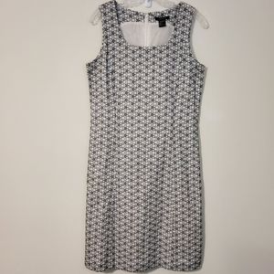 Luciano Dante Black/White Eyelet Embroidery Sleeveless Sheath Dress Size 6